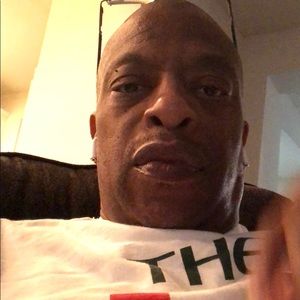 Meet your Posher, Gregory